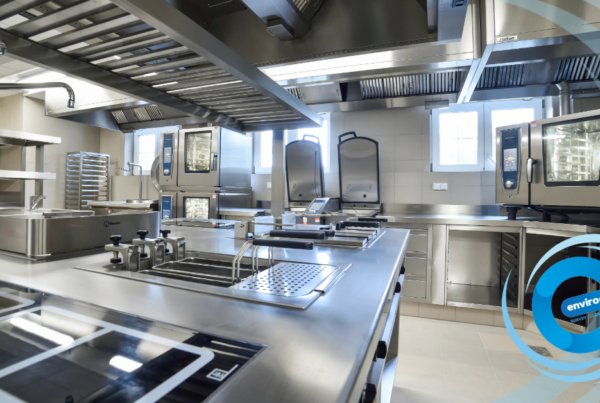 Kitchen deep cleaning is non-negotiable